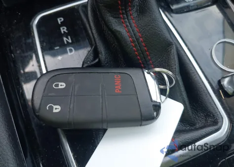 2022 Jeep Compass Trailhawk 4X4 из США, поврежденный, VIN 3C4NJDDB4NT157014